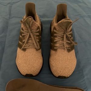 Adidas Ultra Boost Grey size 9
